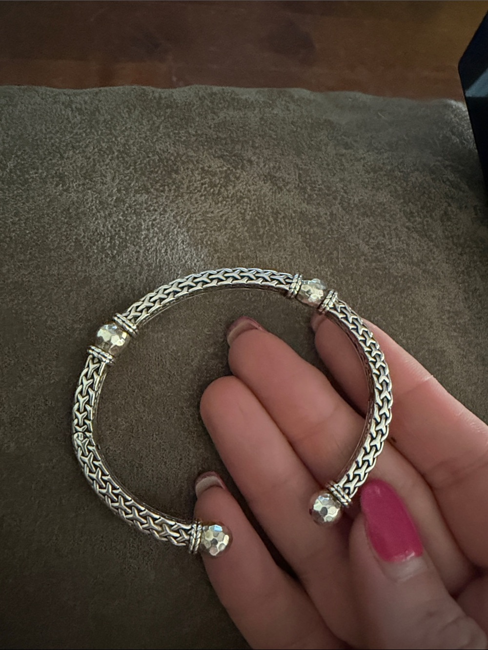 JAI Silver crane Textured Open Cuff beaded Bracelet - Size Small. - Picture 2 of 4